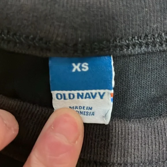 Old Navy women oversized tee. XS - Picture 2 of 4